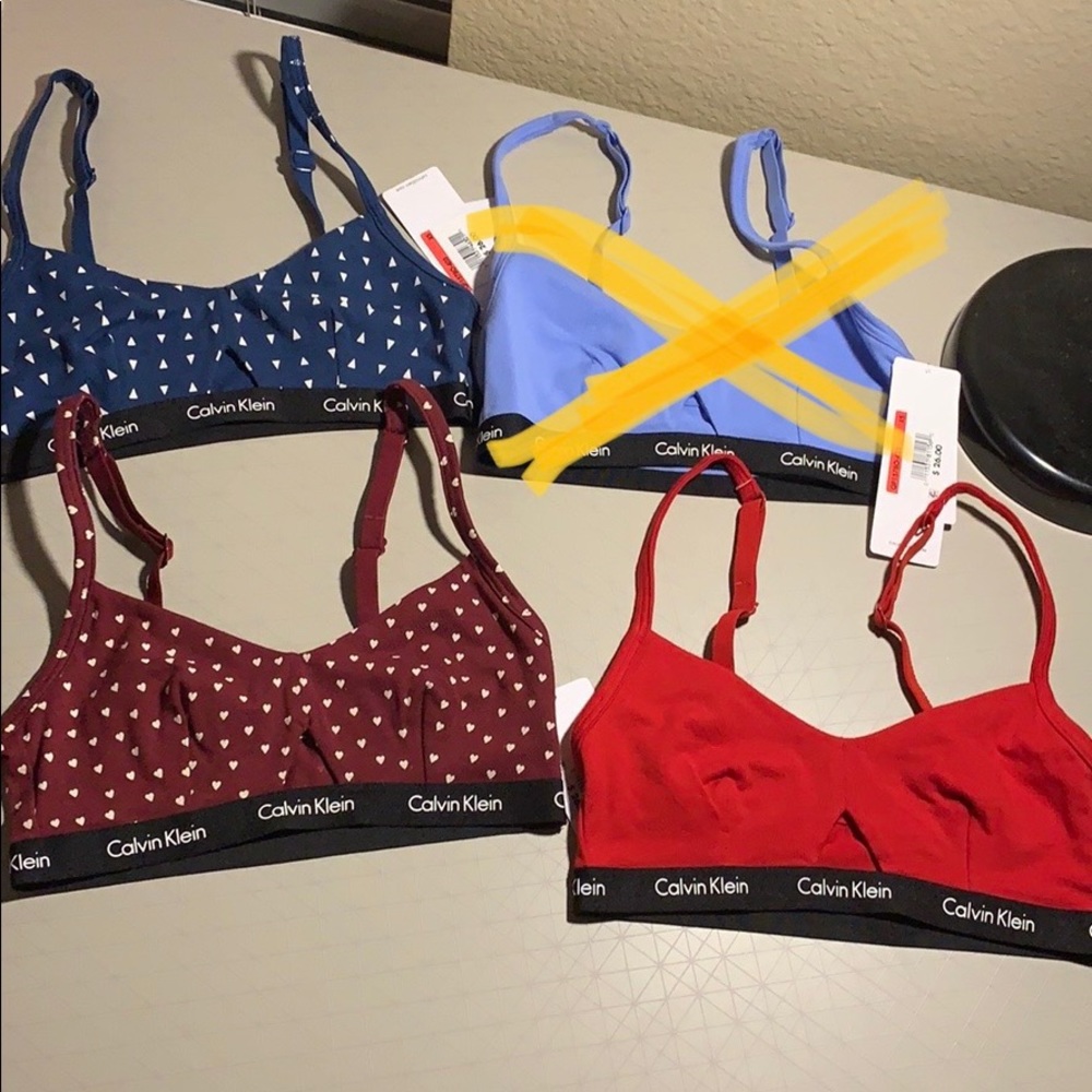 Reserved for angienjo Calvin Klein sports bra